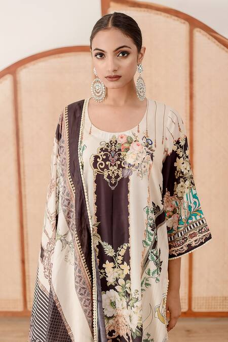 Buy_Gulabo Jaipur_Cream Muslin Geometric And Floral Scoop Neck Zara Printed Kurta Pant Set_Online_at_Aza_Fashions