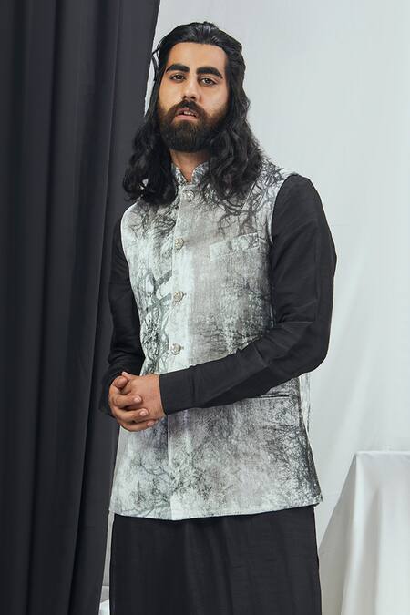 Buy_Nirmooha_Black Velvet, Nylon Nokia Silk Kurta Set With Print Bundi _Online_at_Aza_Fashions