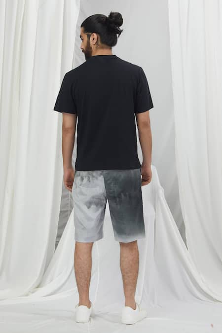 Nirmooha Placement Hand Embroidered T-Shirt 