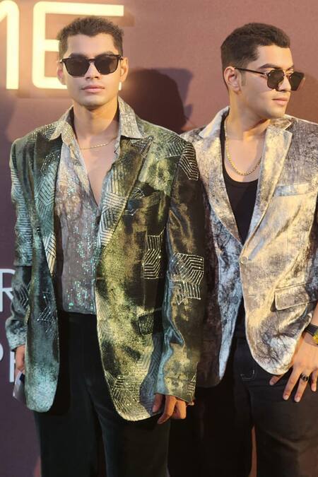 Nirmooha_Emerald Green Velvet Printed Blotch Blazer _Online_at_Aza_Fashions