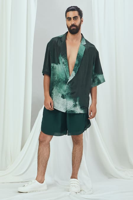 Buy_Nirmooha_Emerald Green Crepe Solid Shorts 