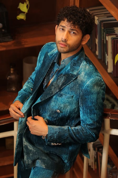 Buy_Nirmooha_Blue Velvet Blotch Print Blazer _Online_at_Aza_Fashions