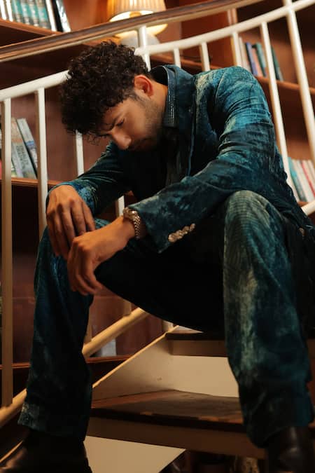 Nirmooha_Blue Velvet Blotch Print Blazer _at_Aza_Fashions