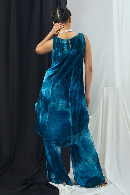 Shop Nirmooha Blue Velvet Round Neck Asymmetric Blotch Print Tunic With Pant at Aza Fashions Shop_Nirmooha_Blue Velvet Round Neck Asymmetric Blotch Print Tunic With Pant _at_Aza_Fashions