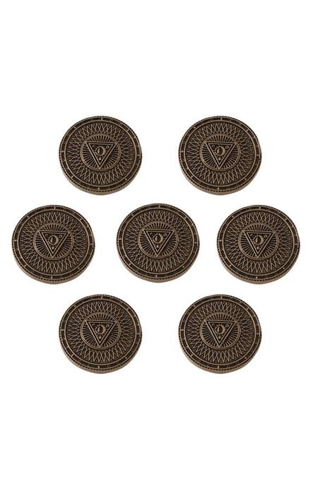 Cosa Nostraa Gold Triangle Power Carved Buttons - Set Of 7 Online at Aza Fashions Cosa Nostraa_Gold Triangle Power Carved Buttons - Set Of 7 _Online_at_Aza_Fashions
