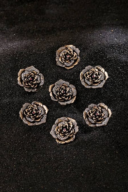 Cosa Nostraa Gold Regal Rose Carved Buttons - Set Of 7 