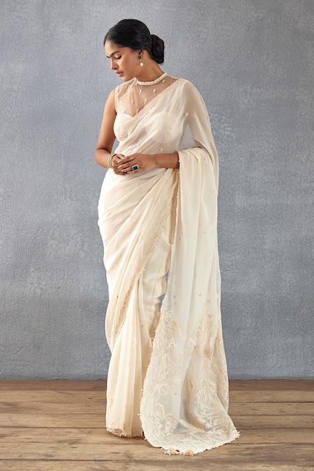 Torani Mradu Damini Saree With Sleeveless Blouse 