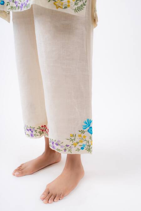 Shop_Avaasya Jaipur_Ivory Linen Embroidery Round Neck Floral Kurta And Pant Set _Online_at_Aza_Fashions