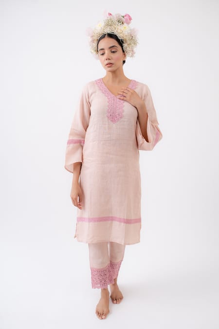 Avaasya Jaipur Linen Crochet Laced Kurta & Pant Set 