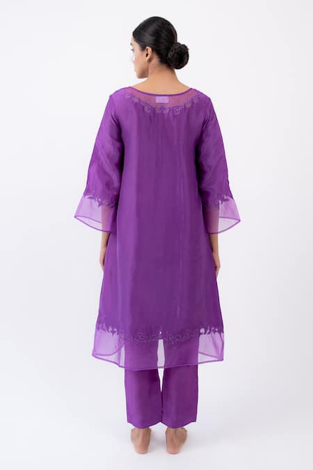 Avaasya Jaipur Upada Silk Appliqued Kurta & Pant Set 