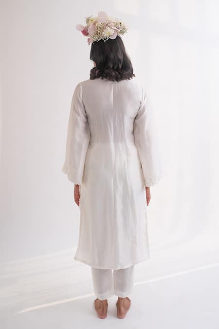 Avaasya Jaipur Cut-Work Embroidered Kurta & Pant Set 