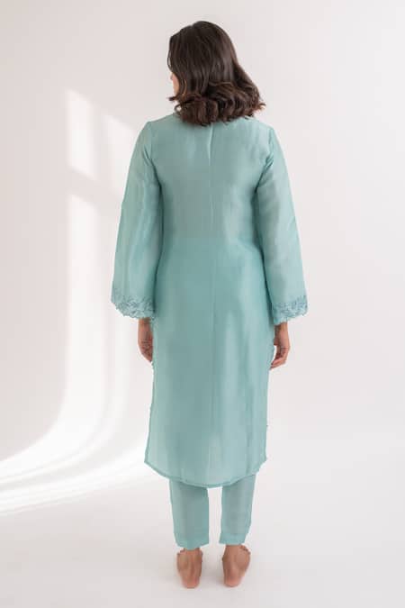 Avaasya Jaipur Upada Silk Embroidered Kurta & Pant Set 