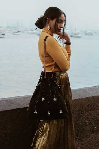 Buy_Swarang Designs_Blue Jhola Hybrid Tote Bag_Online_at_Aza_Fashions