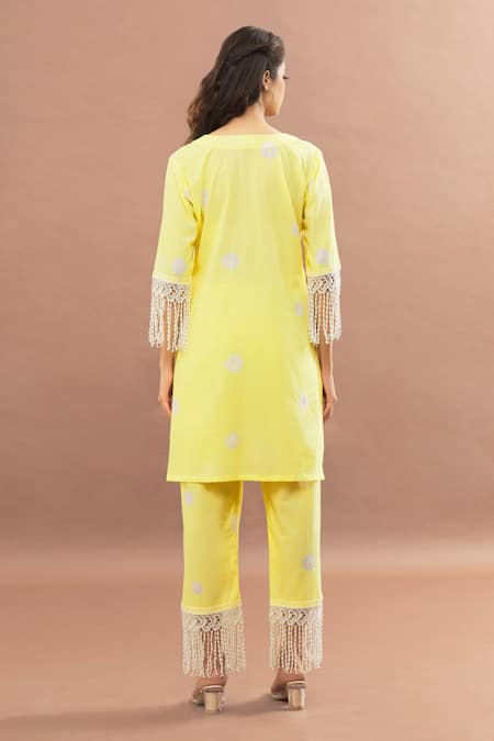 Kalakaari By Sagarika_Yellow Cotton, Kota Doria Lace, Tassels Keyhole Cut Work Border Kurta Pant Set _Online_at_Aza_Fashions