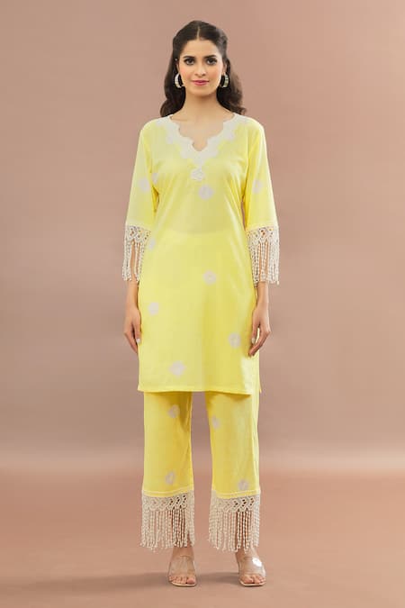 Shop_Kalakaari By Sagarika_Yellow Cotton, Kota Doria Lace, Tassels Keyhole Cut Work Border Kurta Pant Set _Online_at_Aza_Fashions