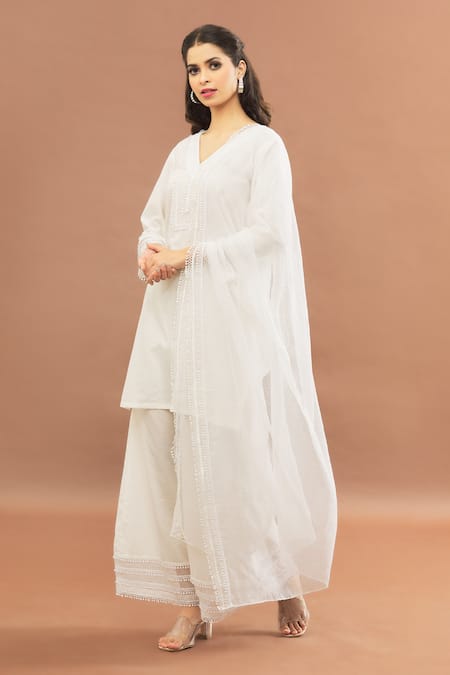 Shop_Kalakaari By Sagarika_White Cotton, Kota Doria Lace V-neck Cut Work Border Kurta Palazzo Set _Online_at_Aza_Fashions