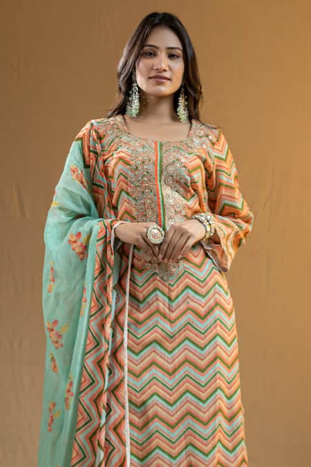 Nazar By Indu_Blue Cotton, Georgette Embroidery Round Neck Chevron Print Kurta Palazzo Set _Online_at_Aza_Fashions
