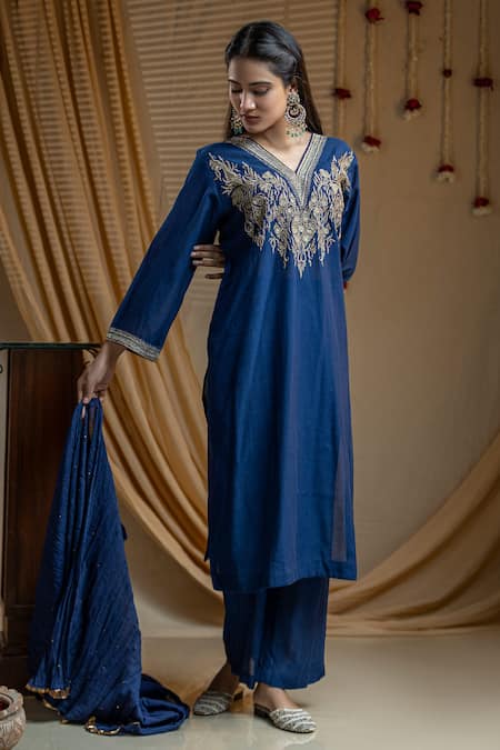 Shop Nazar By Indu Blue Cotton Zari, Embroidery V-neck Kashmiri Yoke Straight Kurta Set at Aza Fashions Shop_Nazar By Indu_Blue Cotton Zari, Embroidery V-neck Kashmiri Yoke Straight Kurta Set _at_Aza_Fashions