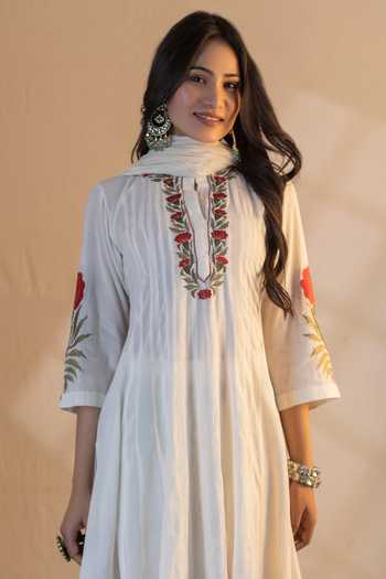 Nazar By Indu Ivory Cotton Embroidery Split V-neck Anarkali Set Online at Aza Fashions Nazar By Indu_Ivory Cotton Embroidery Split V-neck Anarkali Set _Online_at_Aza_Fashions