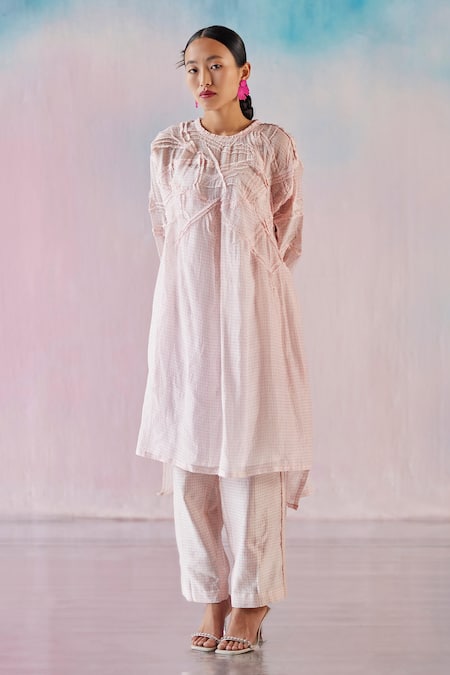 Ilk Chanderi Heart Print Textured Kurta With Pant 