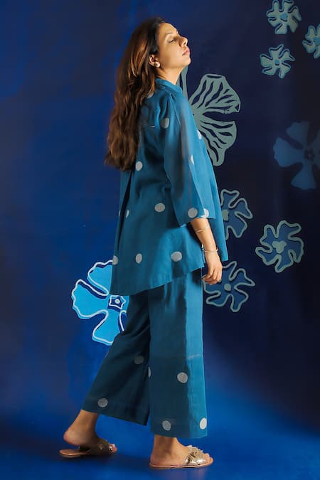 Ibai_Blue Handloom Cotton Mandarin Collar Box Pleat Woven Top _Online_at_Aza_Fashions