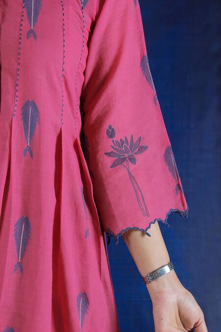 Buy_Ibai_Pink Cotton Embroidery Mandarin Collar Fish Woven Pattern Dress _Online_at_Aza_Fashions
