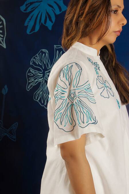 Shop_Ibai_White Handloom , Embroidery Mandarin Collar Shiuli Top _Online_at_Aza_Fashions