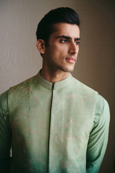 Shop Philocaly Green Silk Embroidery Ombre Zari Bundi Online at Aza Fashions Shop_Philocaly_Green Silk Embroidery Ombre Zari Bundi _Online_at_Aza_Fashions