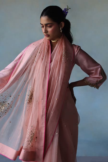 Shop_Rajiramniq_Pink Silk Hand Embroidery Sequin Saree With Unstitched Blouse Fabric _Online_at_Aza_Fashions