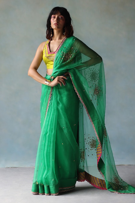 Rajiramniq Green Silk Hand Embroidery Sequin Cluster Saree With Unstitched Blouse Fabric 