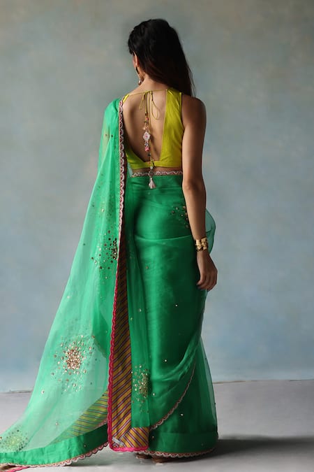 Rajiramniq Sequin Cluster Embroidered Saree With Unstitched Blouse Fabric 