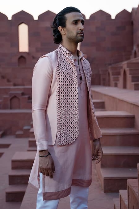 Kaaj Button X AZA_Pink Chanderi Silk Embroidery Quatrefoil Bundi Set _at_Aza_Fashions