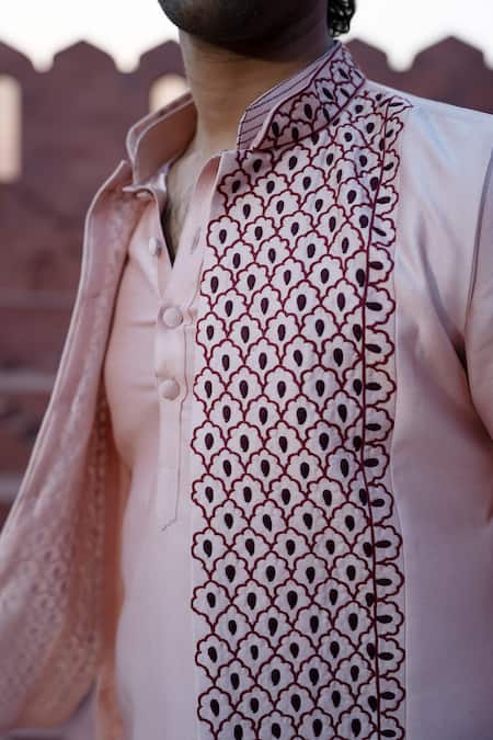 Buy_Kaaj Button X AZA_Pink Chanderi Silk Embroidery Quatrefoil Bundi Set 