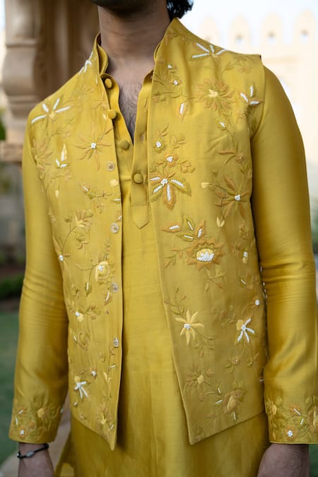 Kaaj Button X AZA_Yellow Chanderi Silk Embroidery Floral Bundi Kurta Set _at_Aza_Fashions