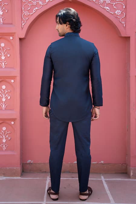 Shop Kaaj Button X AZA Blue Chanderi Silk, Suede Embroidery Shaded Geometric Bundi Set at Aza Fashions Shop_Kaaj Button X AZA_Blue Chanderi Silk, Suede Embroidery Shaded Geometric Bundi Set _at_Aza_Fashions