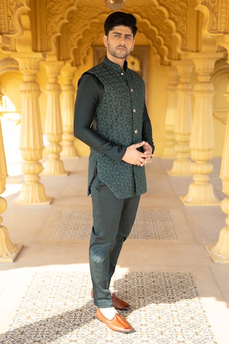 Kaaj Button X AZA Green Chanderi Silk, Suede, Satin Embroidery, Cut Work Bundi Kurta Set at Aza Fashions Kaaj Button X AZA_Green Chanderi Silk, Suede, Satin Embroidery, Cut Work Bundi Kurta Set _at_Aza_Fashions