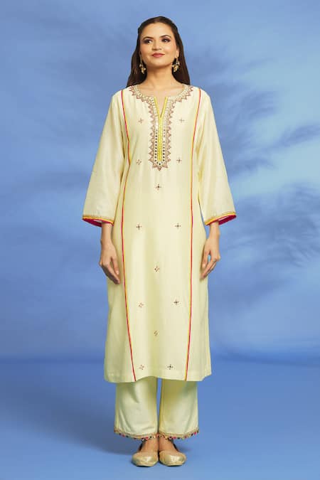 OMI Yellow Silk, Chanderi, Chiffon Mirrors, Embroidery Split V-neck Kurta Pant Set Online at Aza Fashions OMI_Yellow Silk, Chanderi, Chiffon Mirrors, Embroidery Split V-neck Kurta Pant Set _Online_at_Aza_Fashions