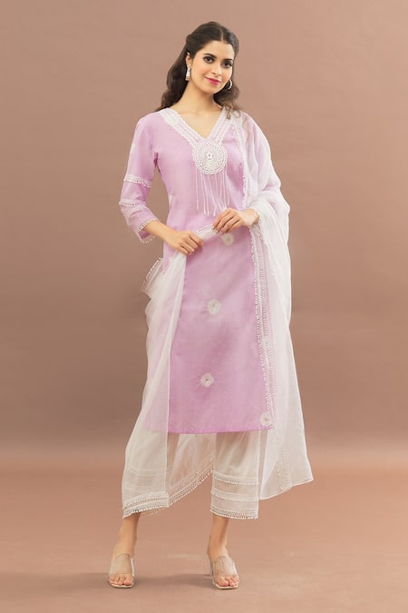 Latest New Design Chikankari Kurti Plazzo With Bandhani Dupatta And Jutti  At Wholesale Rate at Rs 1050 | Chikan Kurtis in Surat | ID: 24417853212