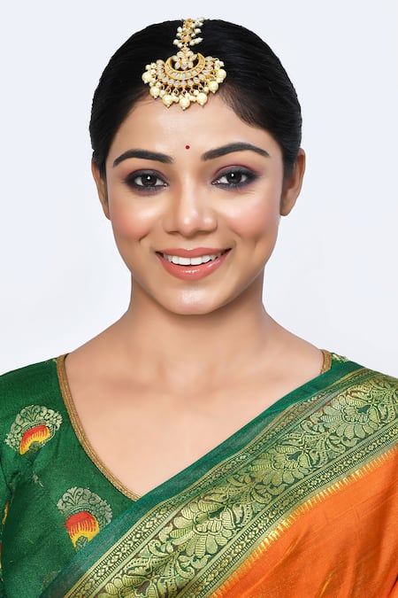 Posh By Rathore Crescent Pattern Embellished Maangtikka 