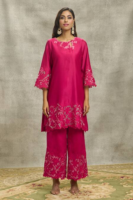 Surabhi Arya_Red Silk, Organza, Chanderi Embroidery, Cut Work Round Kurta Set With Dupatta _Online_at_Aza_Fashions