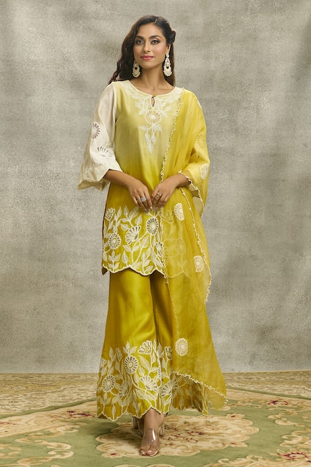 Surabhi Arya Yellow Silk, Organza, Chanderi Embroidery, Cut Work Dori Kurta Set With Dupatta Online at Aza Fashions Surabhi Arya_Yellow Silk, Organza, Chanderi Embroidery, Cut Work Dori Kurta Set With Dupatta _Online_at_Aza_Fashions