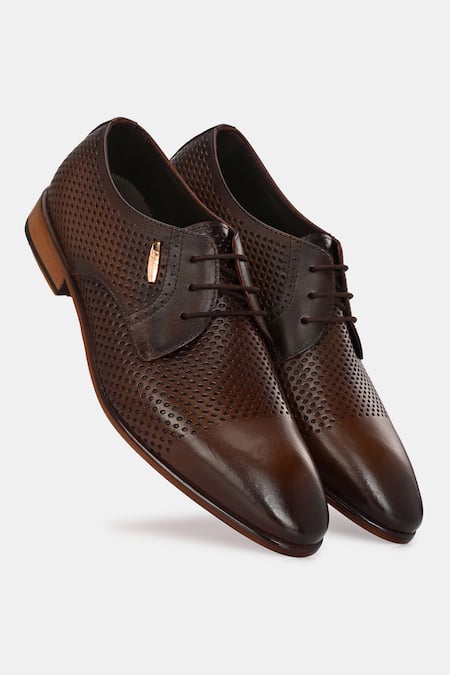 Buy Lafattio Brown Textured Leather Lace-up Shoes Online at Aza Fashions Buy_Lafattio_Brown Textured Leather Lace-up Shoes _Online_at_Aza_Fashions