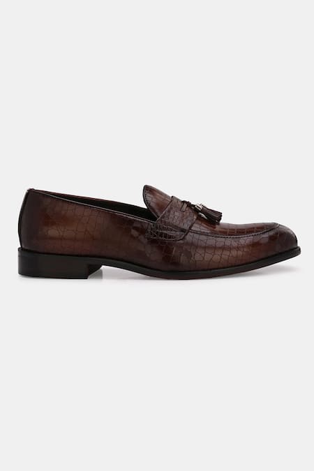 Lafattio_Brown Leather Textured Loafers  _at_Aza_Fashions