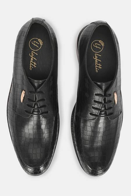 Shop_Lafattio_Black Leather Textured Formal Shoes  _at_Aza_Fashions