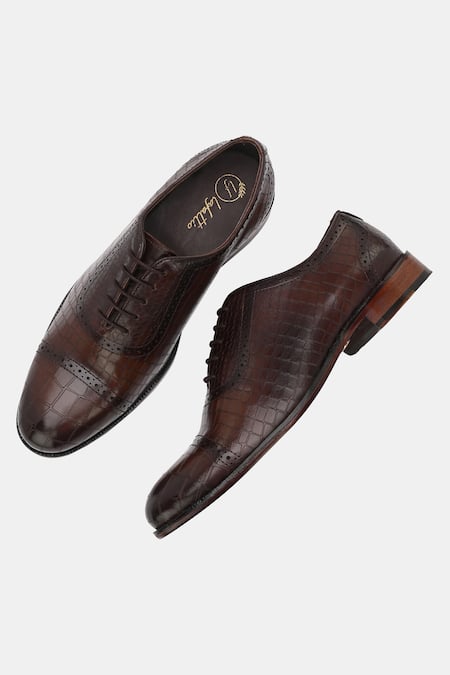 Lafattio_Brown Pointed Toe Semi Brogues  _Online_at_Aza_Fashions