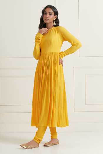 Ikshita Choudhary_Yellow Wrinkle Cotton Hand Embroidered Sequin And Zari Churidar Sleeve Anarkali_Online_at_Aza_Fashions
