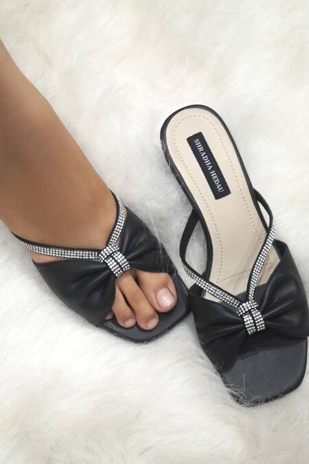 Black discount slipper heels