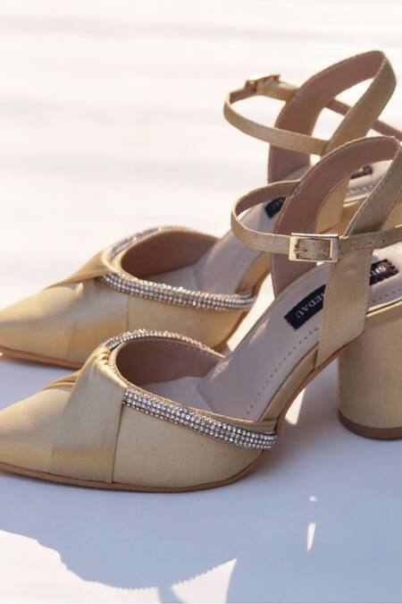 Shradha Hedau Footwear Couture_Gold Embellished Eisha Close Toe Heels _at_Aza_Fashions