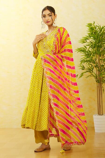 Surbhi Shah Green Silk, Organza Embroidery, Mirrors V-neck Printed Angrakha Pant Set at Aza Fashions Surbhi Shah_Green Silk, Organza Embroidery, Mirrors V-neck Printed Angrakha Pant Set _at_Aza_Fashions