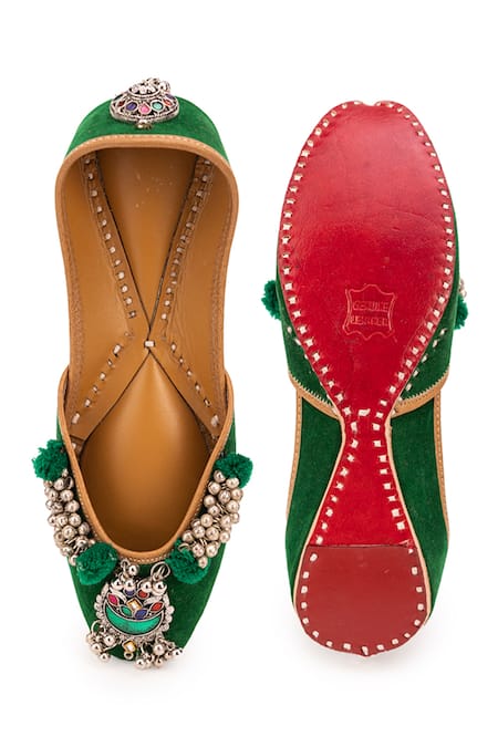 5elements Velvet Ghungroo Embellished Juttis 